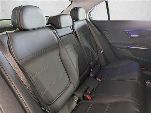 Used 2023 Mercedes-Benz C 300 Sedan image 21