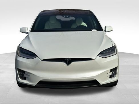 Used 2021 Tesla Model X Performance image 8