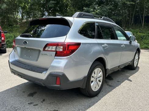 Used 2018 Subaru Outback 2.5i Premium AWD/4WD image 28