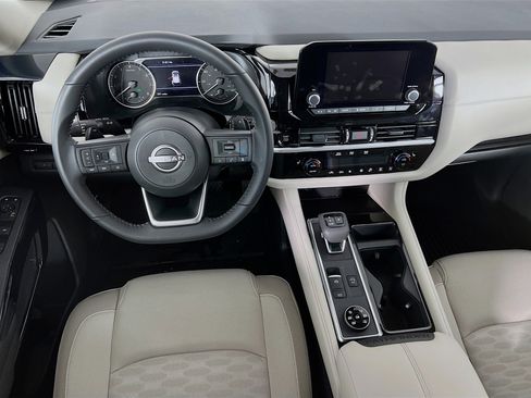 New 2025 Nissan Pathfinder SV w/ Cargo Package image 18