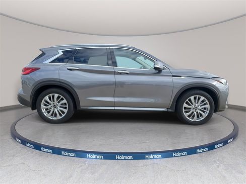 Certified 2024 INFINITI QX50 Luxe image 5