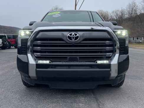 Used 2024 Toyota Tundra Limited image 8