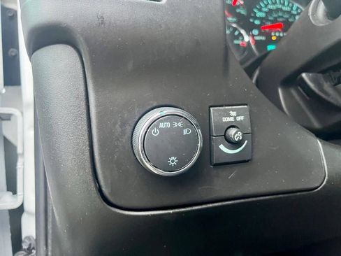 Used 2023 Chevrolet Express 2500 w/ Driver Convenience Package RWD image 20