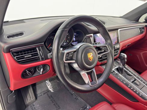 Used 2020 Porsche Macan GTS image 13