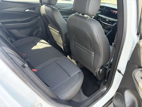 Used 2024 Buick Encore GX Preferred image 24