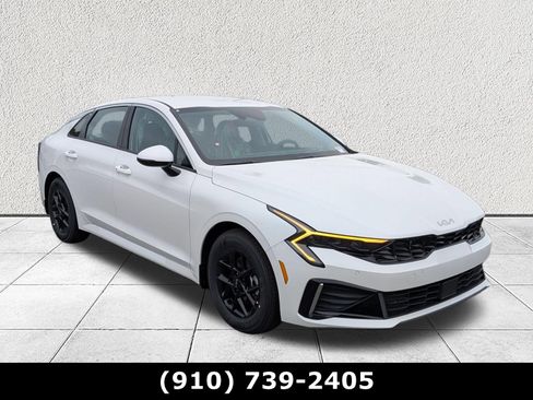 New 2026 Kia K5 LXS FWD image 1
