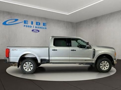 Used 2024 Ford F350 XLT image 3