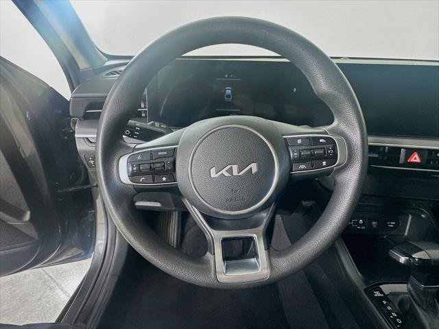 Used 2025 Kia K5 LXS FWD image 9