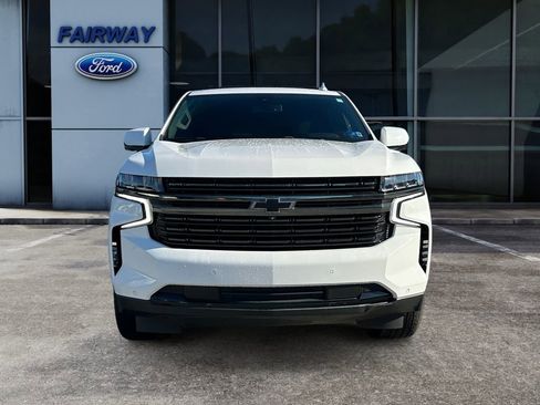 Used 2021 Chevrolet Tahoe RST w/ Luxury Package image 2