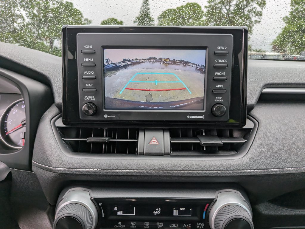 Used 2022 Toyota RAV4 LE FWD image 25