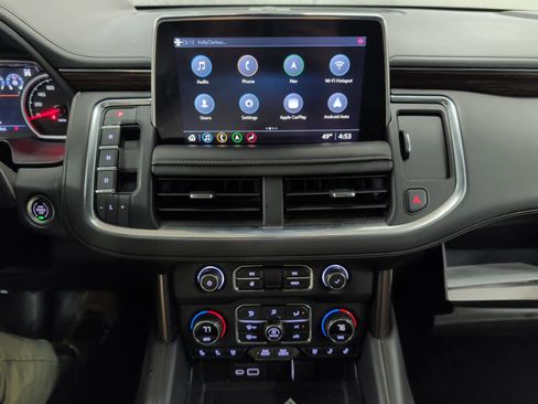 Used 2021 Chevrolet Suburban High Country image 10