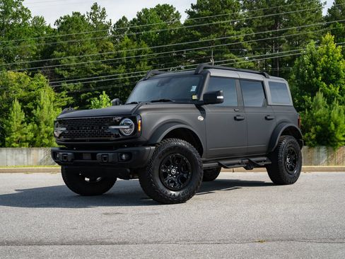 Used 2023 Ford Bronco Wildtrak AWD/4WD image 1