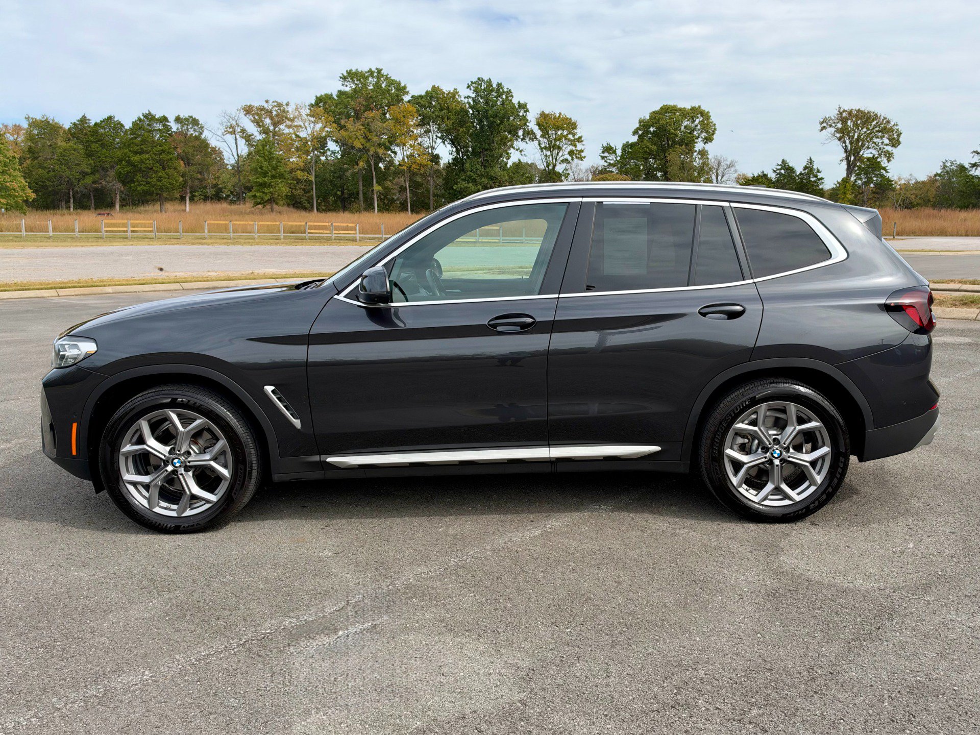 Used 2023 BMW X3 xDrive30i w/ Premium Package AWD/4WD image 8