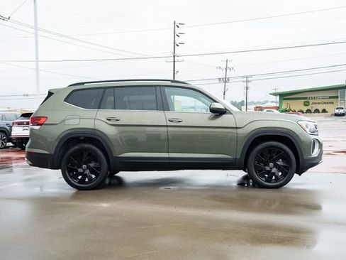 New 2026 Volkswagen Atlas SE FWD image 7