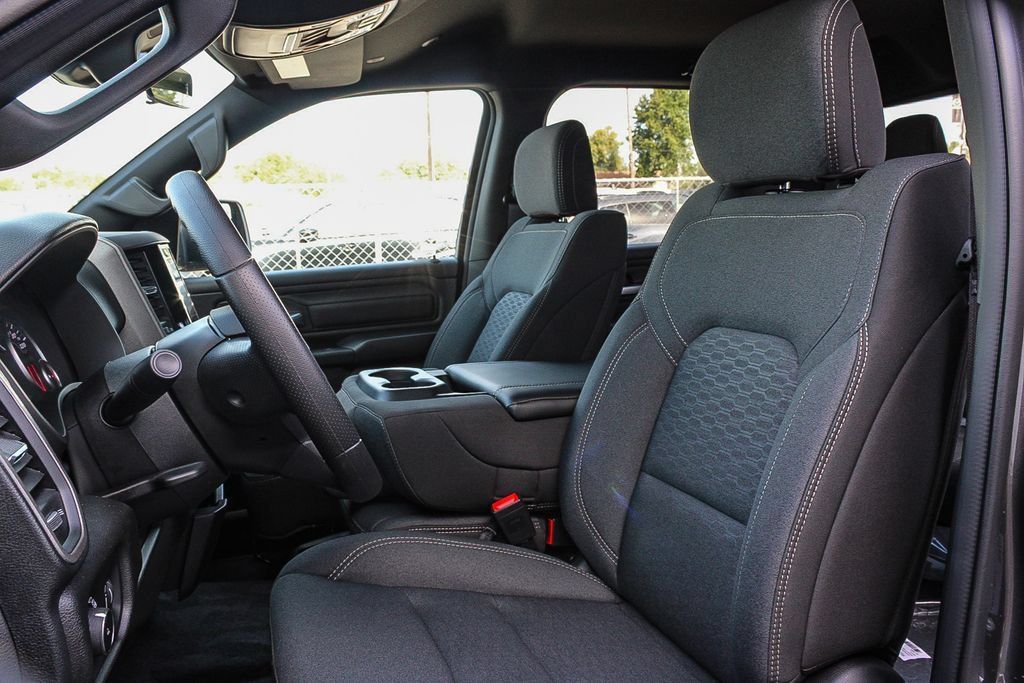 New 2026 RAM 1500 Tradesman AWD/4WD image 18