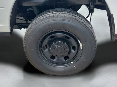 New 2026 RAM 2500 Tradesman AWD/4WD image 18