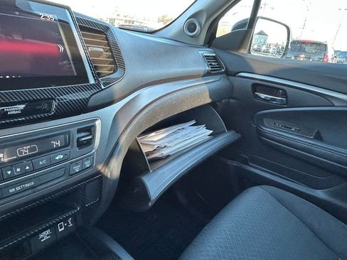 Used 2020 Honda Ridgeline Sport image 30