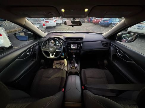 Used 2017 Nissan Rogue S image 26