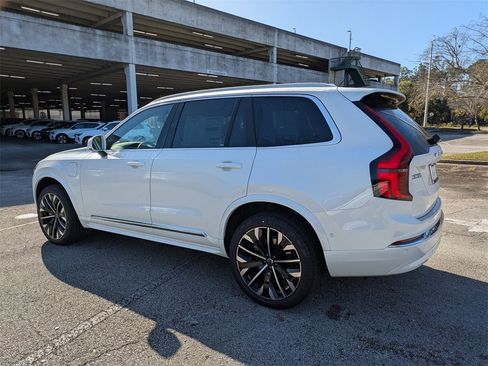 New 2026 Volvo XC90 T8 Plus w/ Protection Package Premier image 14