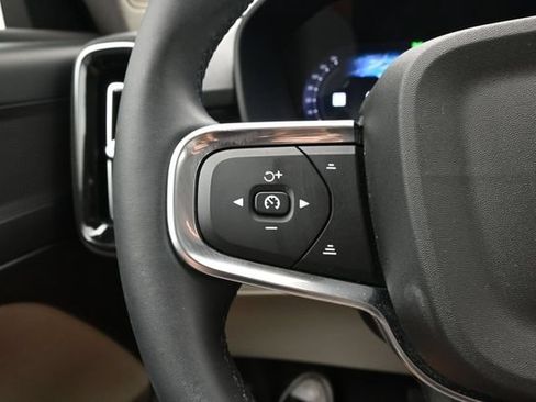 Used 2024 Volvo XC40 B5 Plus w/ Climate Package AWD/4WD image 26