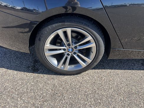 Used 2017 BMW 330i Gran Turismo xDrive image 9