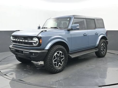Used 2025 Ford Bronco Outer Banks AWD/4WD image 8