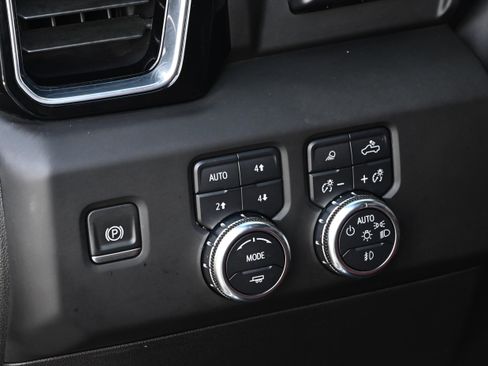 Used 2022 GMC Sierra 1500 Denali Ultimate image 34