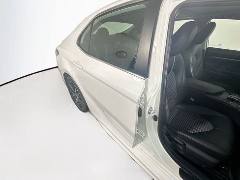 Used 2023 Toyota Camry SE w/ Audio Upgrade Package FWD image 28