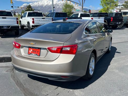 Used 2024 Chevrolet Malibu LS FWD image 11