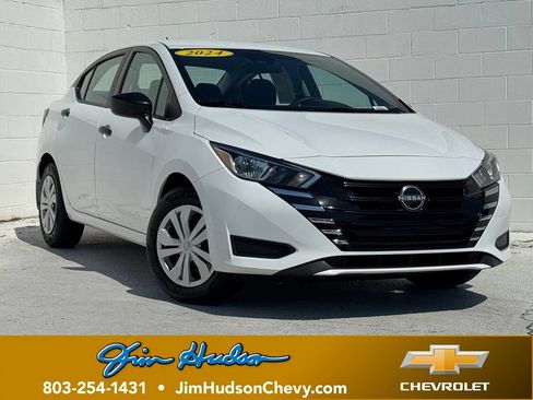 Used 2024 Nissan Versa S w/ Trunk Package FWD image 1