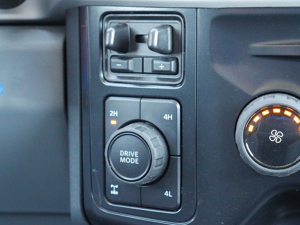 New 2026 Ford F350 XL w/ 360-Degree Camera Package AWD/4WD image 23