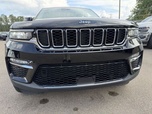Certified 2023 Jeep Grand Cherokee Limited AWD/4WD image 24