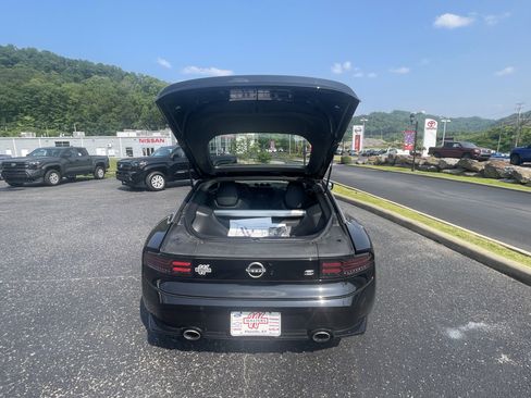 New 2024 Nissan Z Performance w/ Floor Mat Package image 5