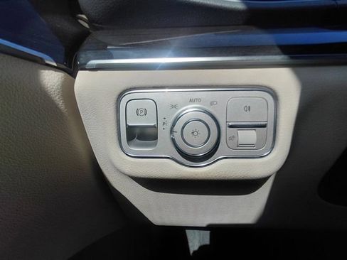 Used 2020 Mercedes-Benz GLE 350 4MATIC image 25