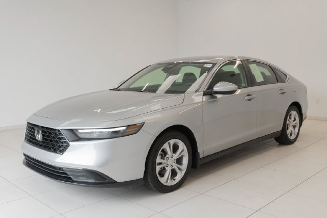 Certified 2025 Honda Accord LX image 21