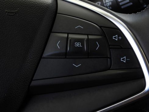 Used 2018 Cadillac XT5 Premium Luxury w/ LPO, Wheel Lock Package AWD/4WD image 78