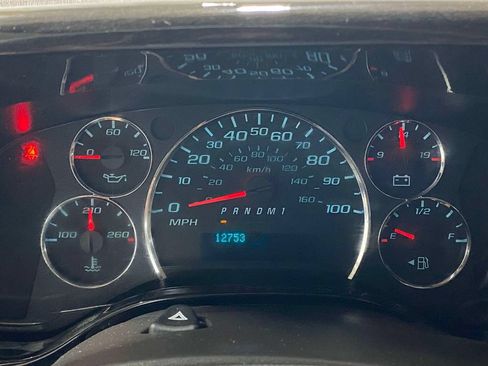 Used 2024 GMC Savana 2500 w/ Driver Convenience Package RWD image 28
