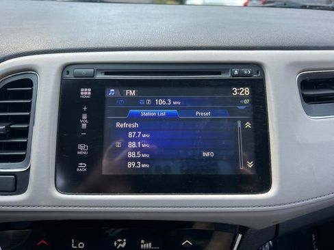 Used 2018 Honda HR-V EX image 23