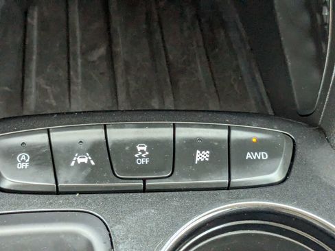 Used 2025 Chevrolet TrailBlazer LT AWD/4WD image 25