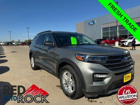 Used 2020 Ford Explorer XLT w/ Equipment Group 202A AWD/4WD image 2
