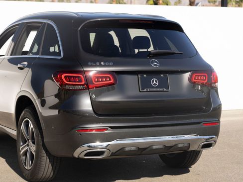 Used 2021 Mercedes-Benz GLC 300 image 7