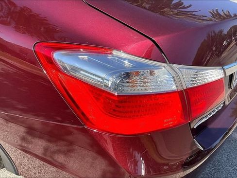 Used 2013 Honda Accord EX image 29