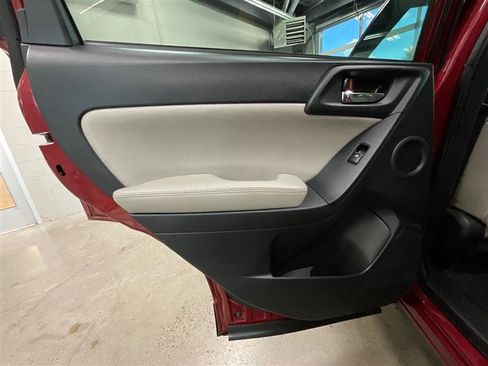 Used 2018 Subaru Forester 2.5i Limited w/ Popular Package #2 image 20