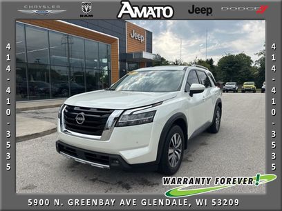 Used 2023 Nissan Pathfinder SL