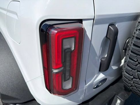 Used 2022 Ford Bronco Wildtrak AWD/4WD image 26