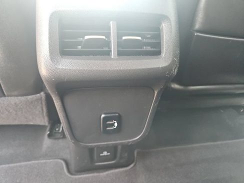 Used 2018 GMC Terrain SLT w/ Preferred Package FWD image 31