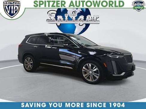 Used 2024 Cadillac XT6 Premium Luxury w/ Technology Package AWD/4WD image 3