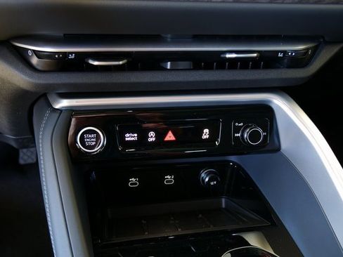 New 2025 Audi Q5 Premium Plus image 24