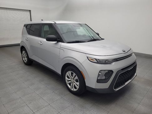Used 2020 Kia Soul LX FWD image 13