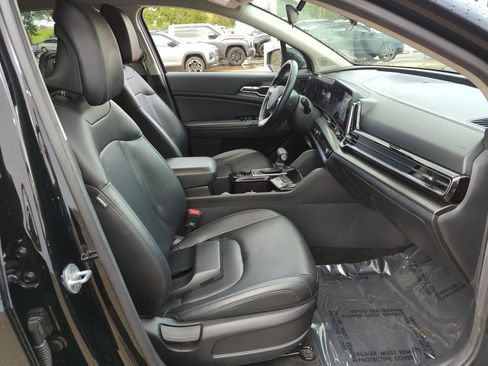 Used 2023 Kia Sportage EX FWD image 24